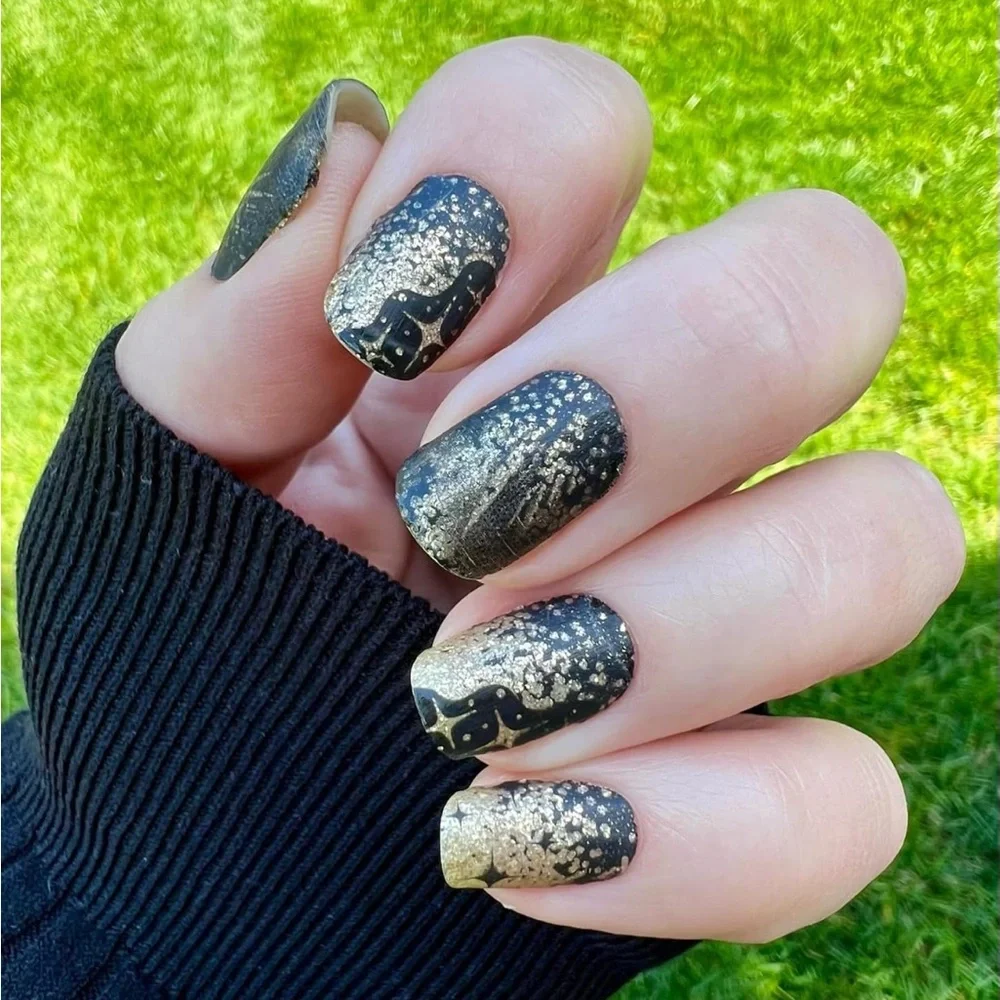 *Exclusive* Color Street: Rave Wave | Stars Wavy Clear Overlay Black Festival